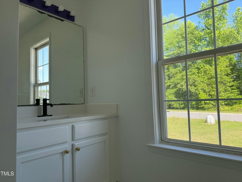 118 Hawthorn Dr, Clayton, NC 27520