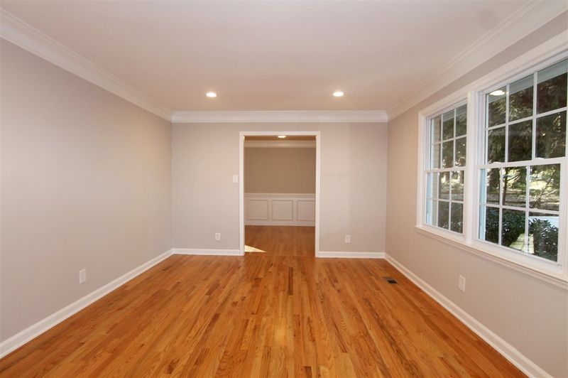 118 Landsbury Dr, Durham, NC 27707