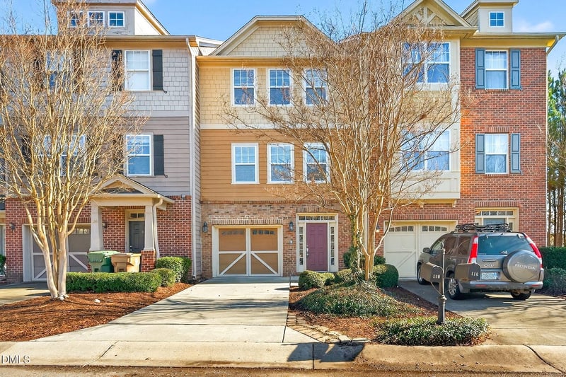 118 Linden Park Ln, Cary, NC 27519