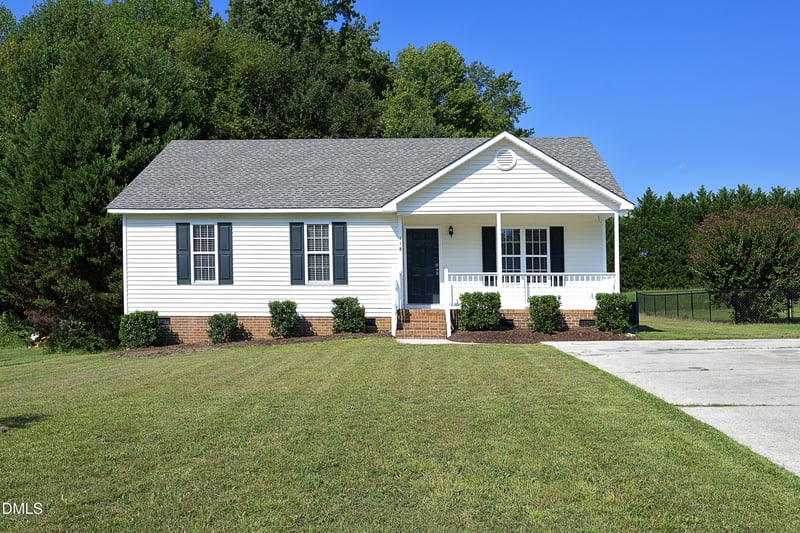 118 Mckenzie Cir, Clayton, NC 27520