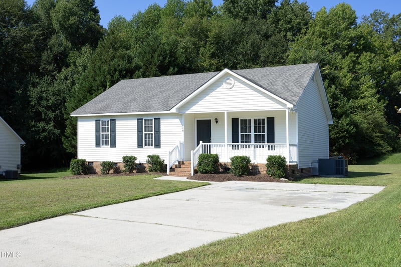 118 Mckenzie Cir, Clayton, NC 27520