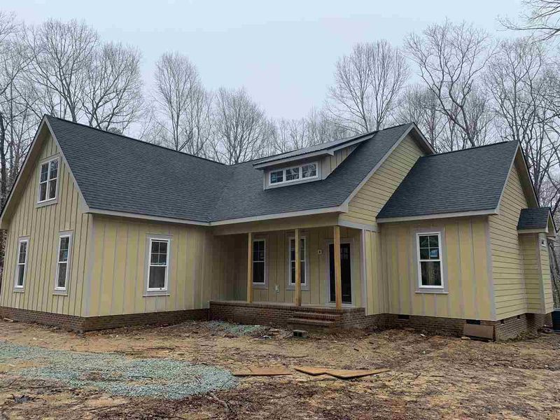 118 Moorefield Rd, Hillsborough, NC 27278