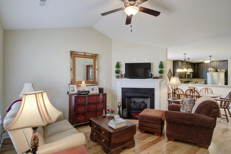 118 E Moss Creek Dr, Clayton, NC 27520
