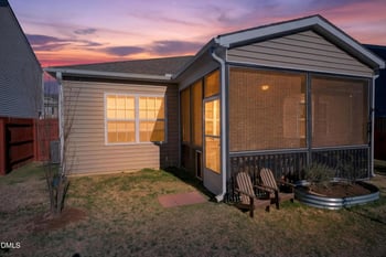 118 Norris Creek Dr, Clayton, NC 27527