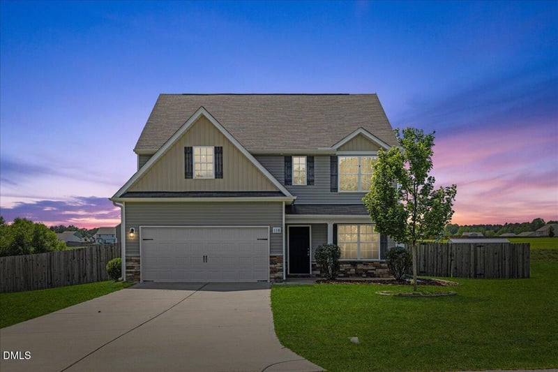 118 Old Head Way, Fuquay Varina, NC 27526