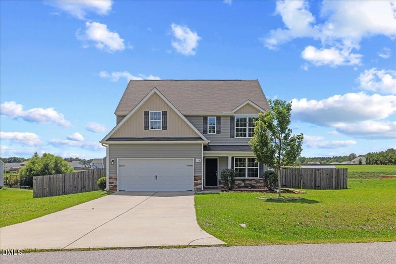 118 Old Head Way, Fuquay Varina, NC 27526