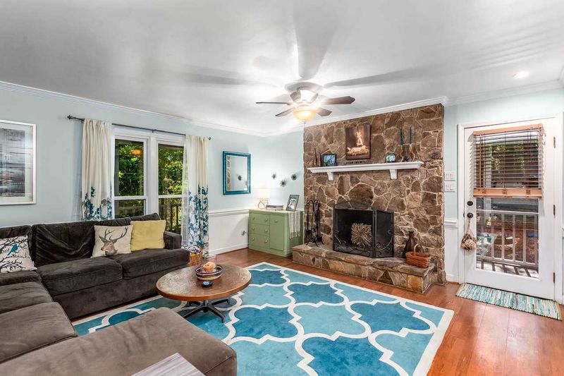118 Persimmon Hill Rd, Pittsboro, NC 27312