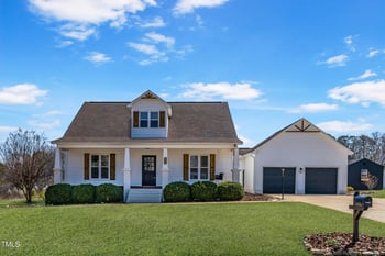 118 Riverwood Dr, Fuquay Varina, NC 27526