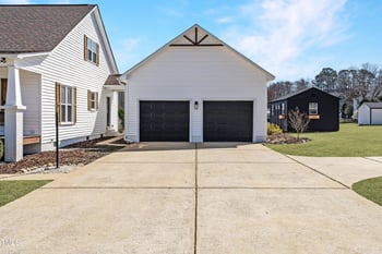 118 Riverwood Dr, Fuquay Varina, NC 27526
