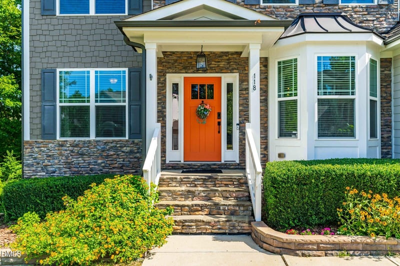 118 Stratford Ln, Clayton, NC 27527
