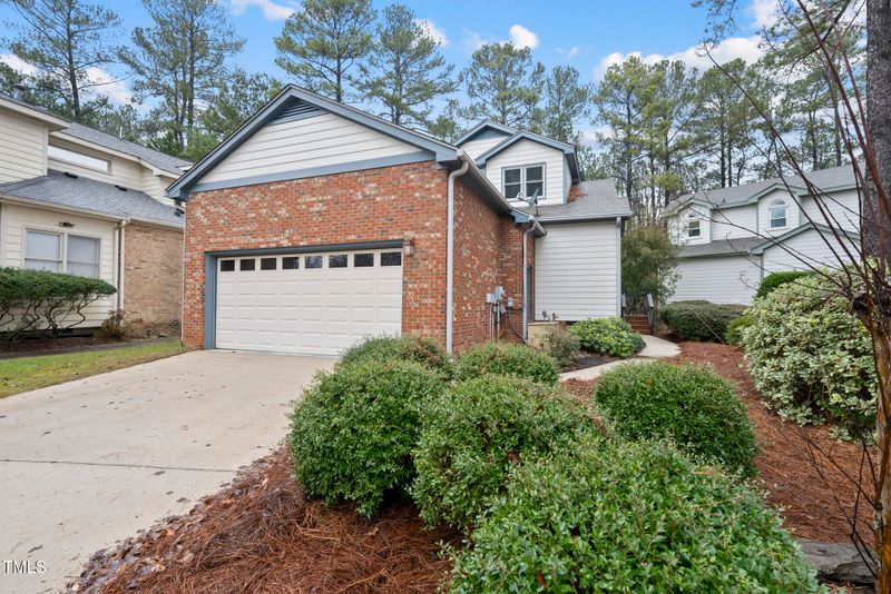 118 Talon Dr, Cary, NC 27518