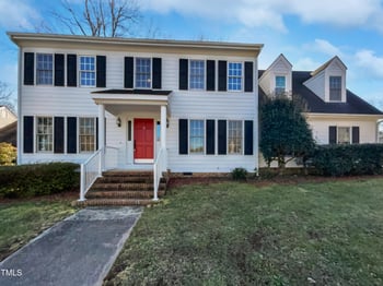 118 Trafalgar Ln, Cary, NC 27513