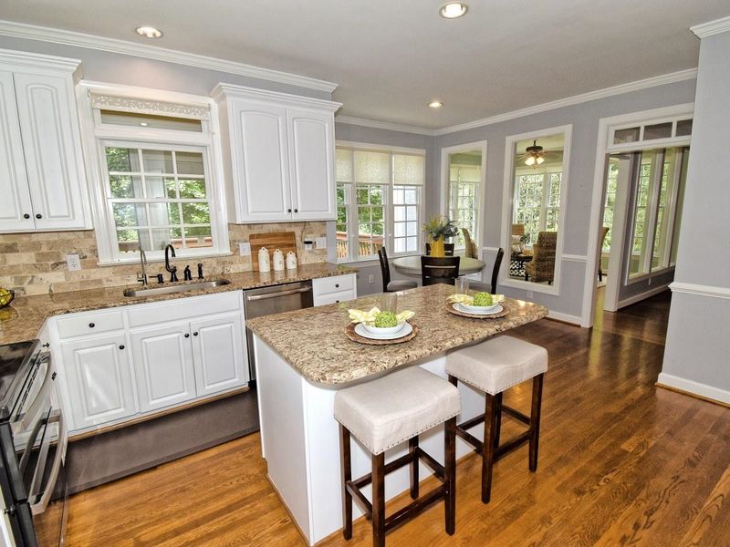 118 Tutbury Pl, Cary, NC 27519