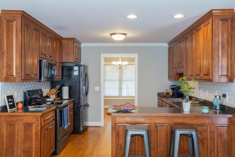118 Woods Edge Dr, Dunn, NC 28334