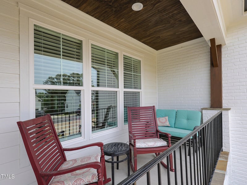 1180 Duke Farm Dr, Wake Forest, NC 27587