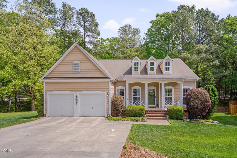 11804 Fairlie Pl, Raleigh, NC 27613