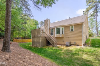 11804 Fairlie Pl, Raleigh, NC 27613