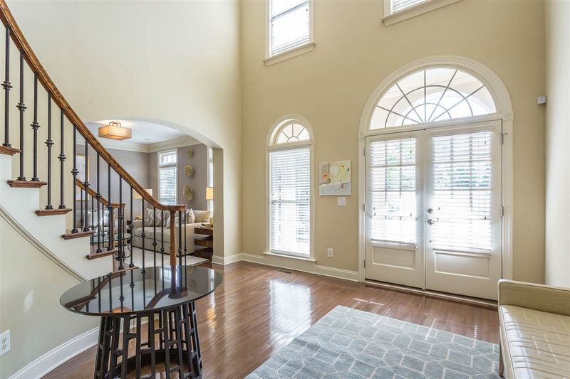 11807 Wake Bluff Dr, Raleigh, NC 27614