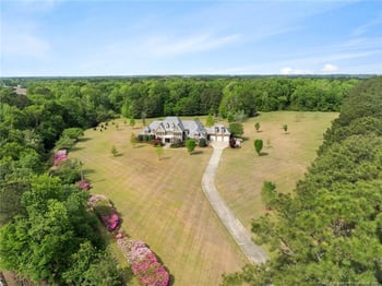 1181 Middle Rd, Fayetteville, NC 28312