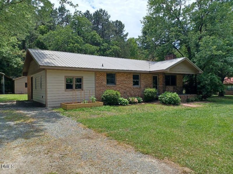 1185 White Hill Rd, Sanford, NC 27332