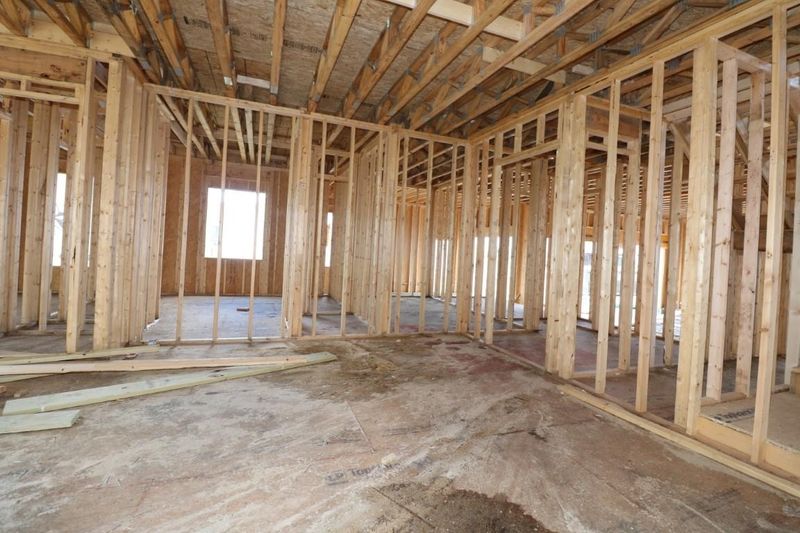 1189 Duke Farm Dr, Wake Forest, NC 27587