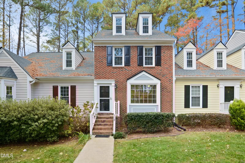 119 Adventure Trl, Cary, NC 27513