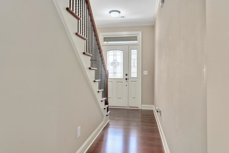 119 Aisling Ct, Cary, NC 27513