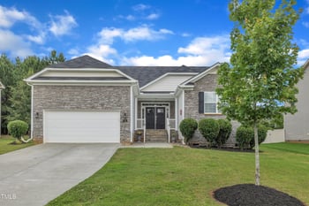 119 Blossom Creek Dr, Garner, NC 27529