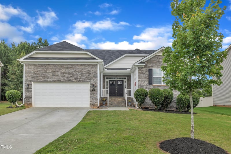 119 Blossom Creek Dr, Garner, NC 27529