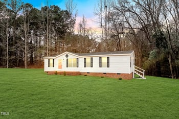 119 Cherry Blossom Ln, Lillington, NC 27546