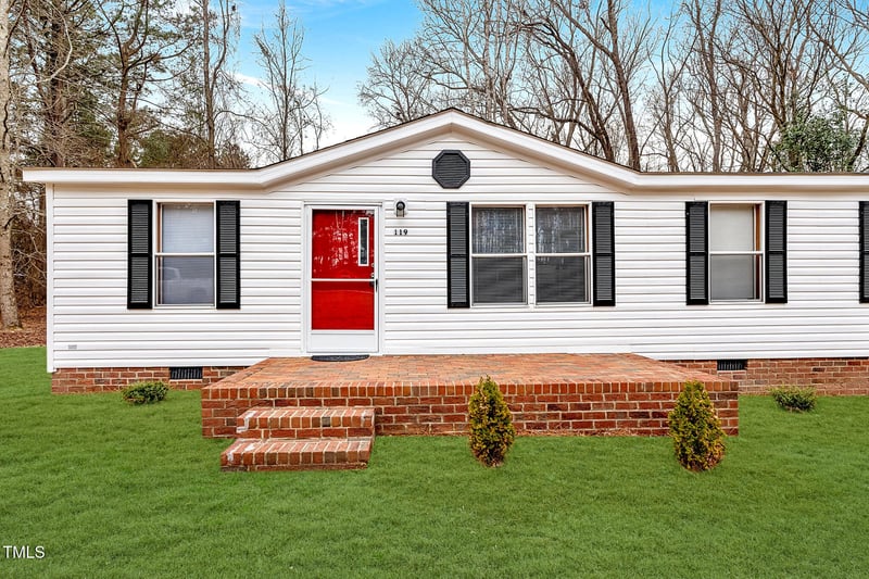 119 Cherry Blossom Ln, Lillington, NC 27546