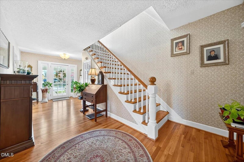 119 College St, Youngsville, NC 27596