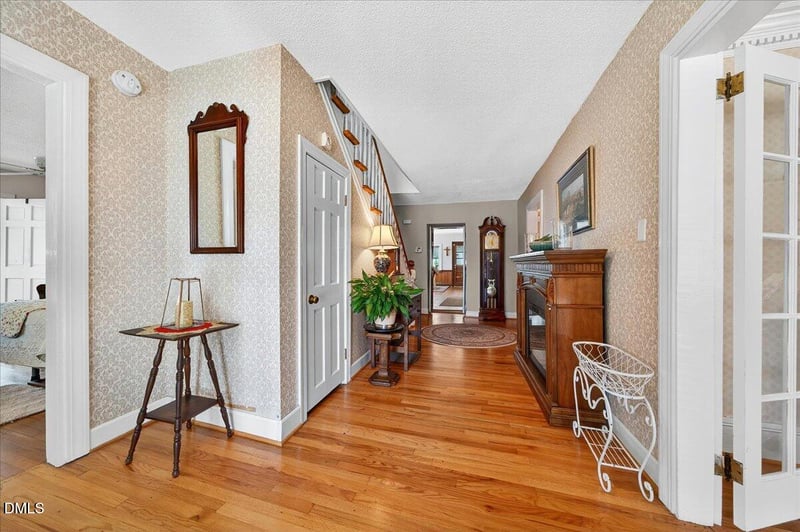 119 College St, Youngsville, NC 27596