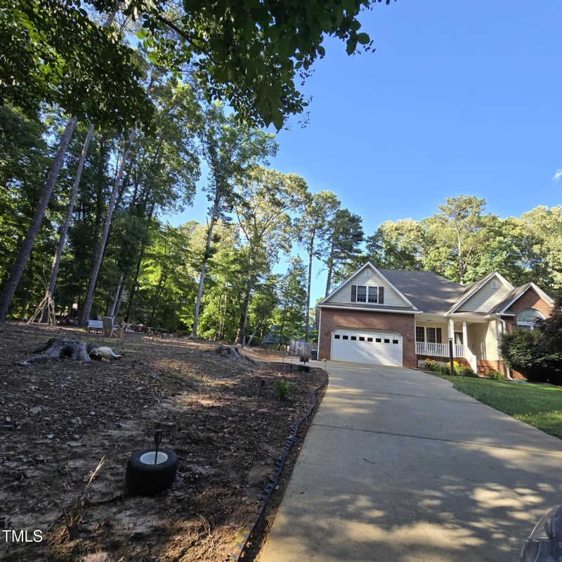 119 Comanche Dr, Louisburg, NC 27549