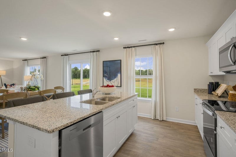 119 Craig Point Dr, Clayton, NC 27520