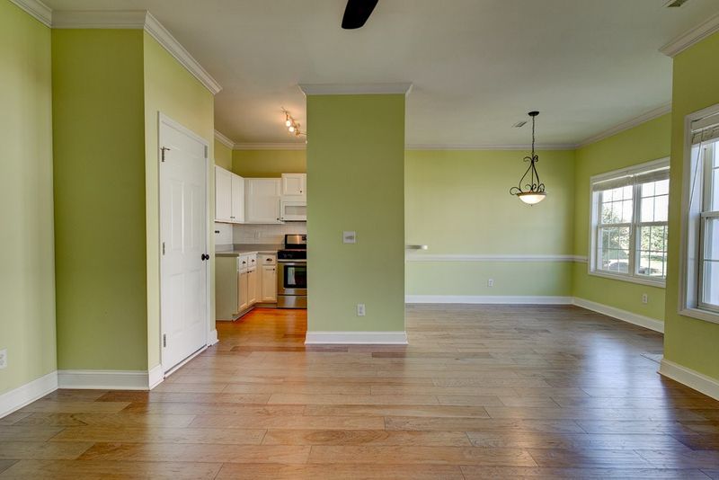 119 Cricketgrass Dr, Cary, NC 27513