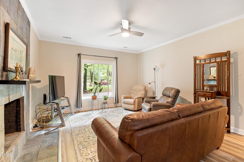 119 Danforth Dr, Cary, NC 27511