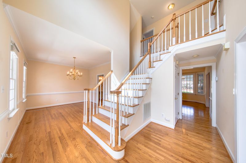 119 Doric Ct, Cary, NC 27519