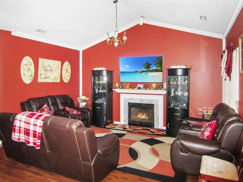 119 Ellsworth Pl, Cary, NC 27511