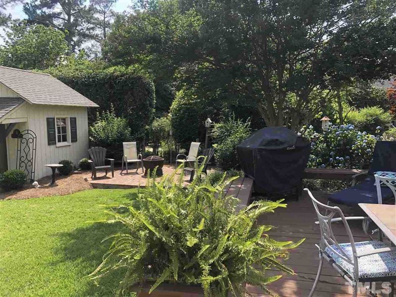 119 Fairfield Cir, Dunn, NC 28334