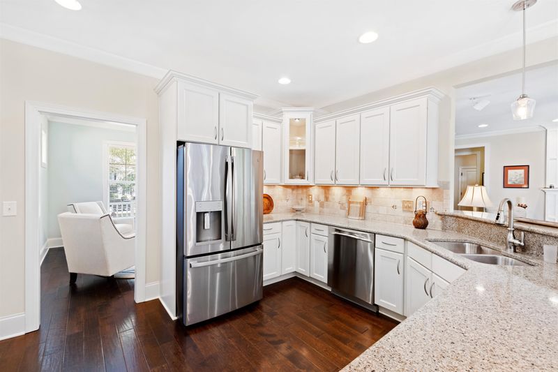 119 Forked Pine Ct, Chapel Hill, NC 27517