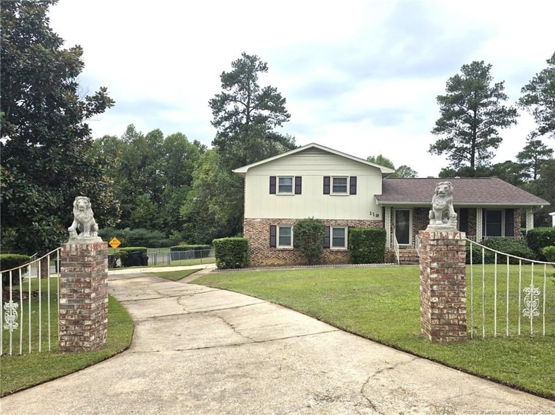 119 Ingleside Dr, Fayetteville, NC 28303