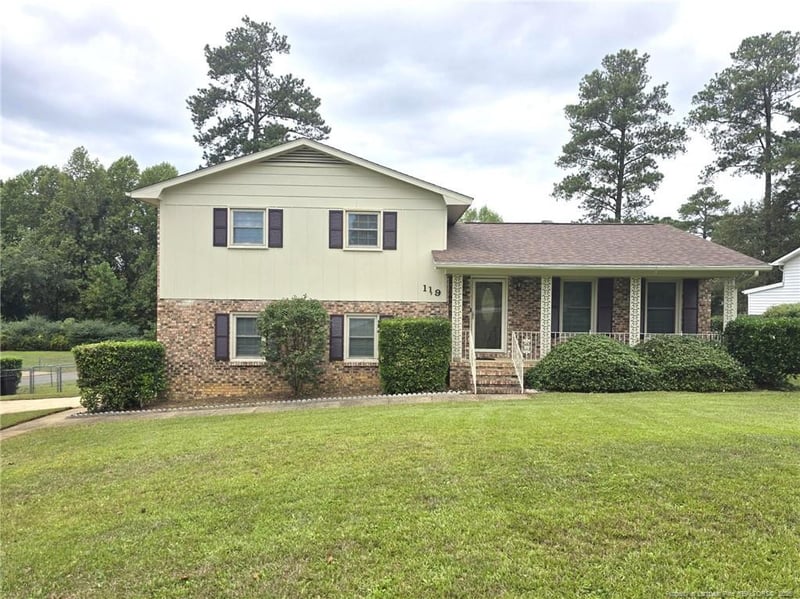 119 Ingleside Dr, Fayetteville, NC 28303