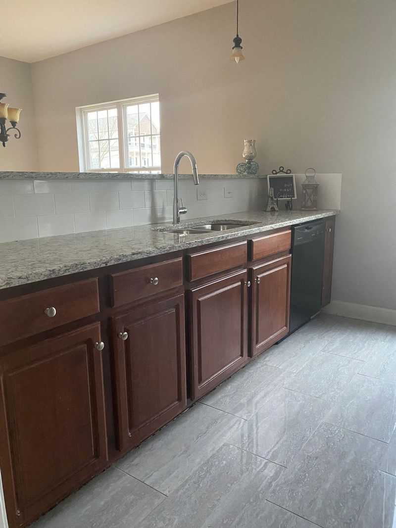 119 Locket Dr, Clayton, NC 27520