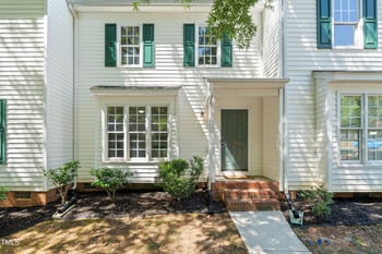 119 Luxon Pl, Cary, NC 27519