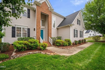 119 Moravia Ln, Cary, NC 27513