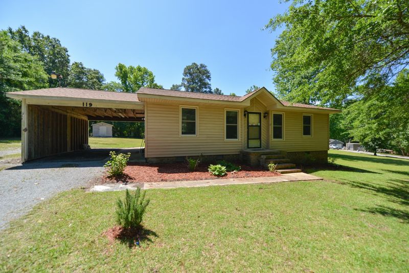 119 Mt Pleasant Rd, Willow Springs, NC 27592