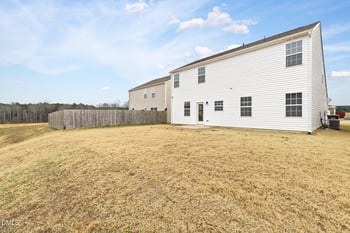 119 Norris Creek Dr, Clayton, NC 27527