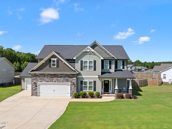 119 Oakhaven Dr, Holly Springs, NC 27540