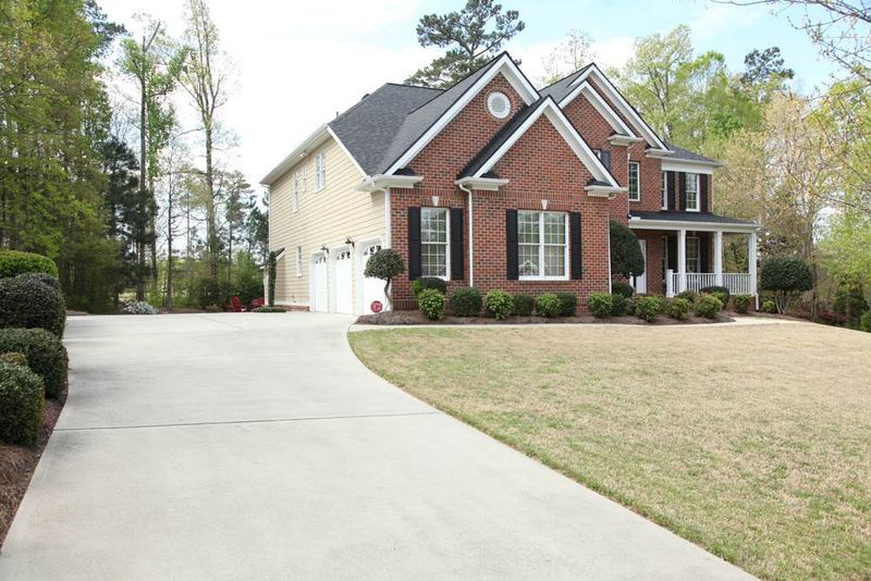 119 Parmalee Ct, Cary, NC 27519